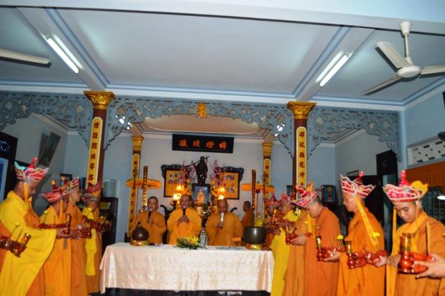 Khánh Hòa: Chùa  Ni Nghĩa Minh đại lễ Trai đàn cầu siêu giải oan bạt độ chư hương linh, chẩn tế cô hồn
