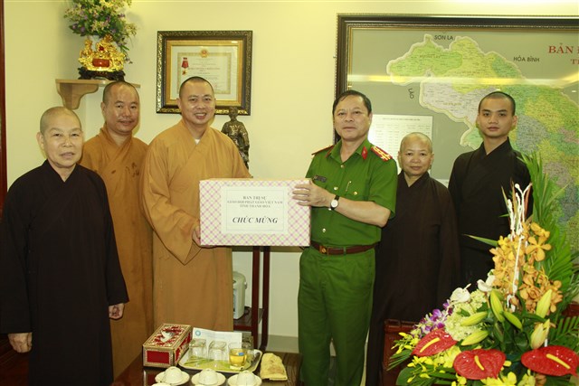 Thanh Hóa: Phật giáo chúc mừng ngành công an