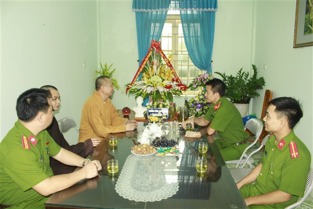 Thanh Hóa: Phật giáo chúc mừng ngành công an