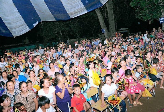 Thanh Hóa: Hội Từ Thiện Minh Đức – chùa Vĩnh Nghiêm tổ chức Trung thu