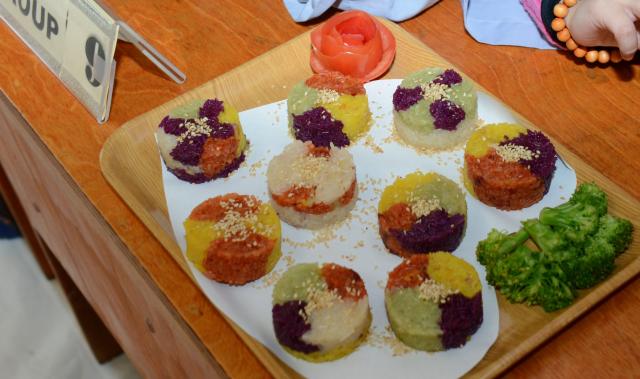 Chùa Đức Viên, San Jose ( Hoa Kỳ ) Tổ Chức Khoá Tu Thiếu Nhi Mùa Đông Và Hội Â3m Thực Mừng Năm Mới 2017.