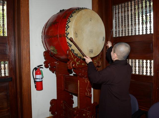 Chùa Đức Viên, San Jose ( Hoa Kỳ ) Tổ Chức Khoá Tu Thiếu Nhi Mùa Đông Và Hội Â3m Thực Mừng Năm Mới 2017.