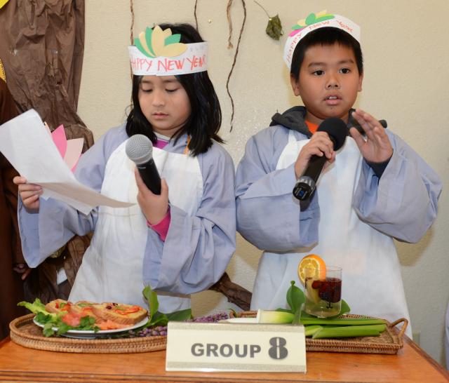 Chùa Đức Viên, San Jose ( Hoa Kỳ ) Tổ Chức Khoá Tu Thiếu Nhi Mùa Đông Và Hội Â3m Thực Mừng Năm Mới 2017.