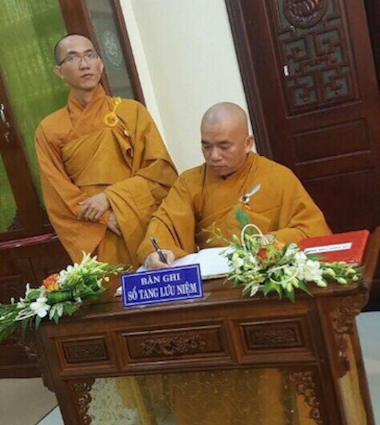 Chùm ảnh: Các phái đoàn viếng tang Cố Trưởng lão HT. Thích Chơn Thiện ngày 15/11