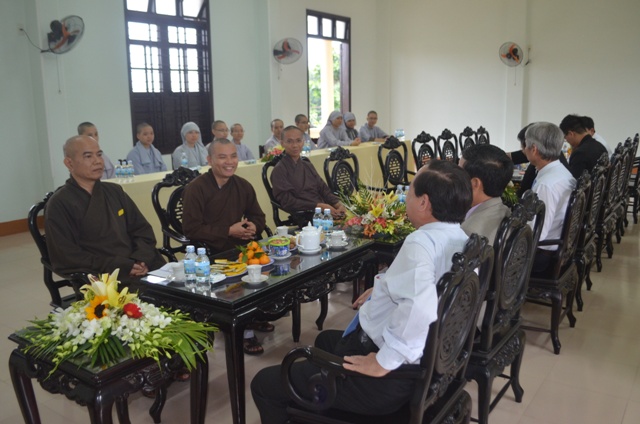 TT. Huế: Lãnh đạo tỉnh thăm, chúc mừng Học viện PGVN tại Huế nhân ngày Nhà giáo Việt Nam
