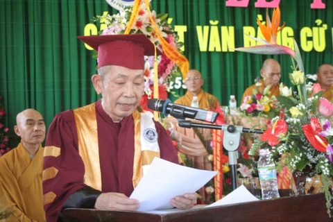 Gương sáng muôn thuở chiếu soi