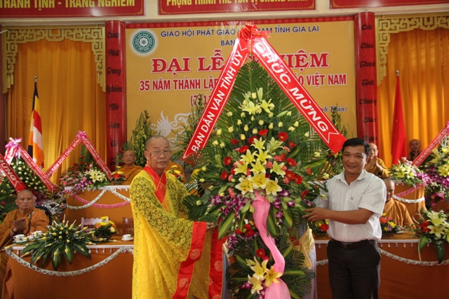 Gia lai: Đại Lễ Kỷ Niệm 35 Năm Thành Lập Giáo Hội Phật Giáo Việt Nam