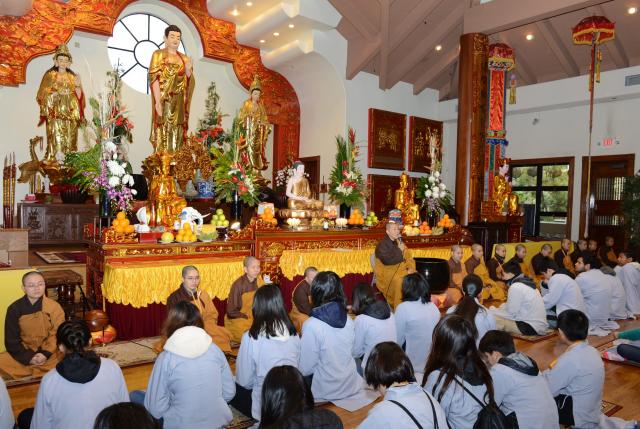 Chùa Đức Viên, San Jose ( Hoa Kỳ ) Tổ Chức Khoá Tu Thiếu Nhi Mùa Đông Và Hội Â3m Thực Mừng Năm Mới 2017.