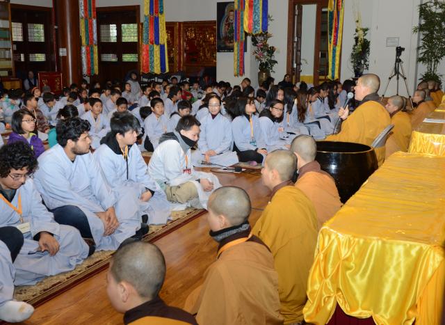 Chùa Đức Viên, San Jose ( Hoa Kỳ ) Tổ Chức Khoá Tu Thiếu Nhi Mùa Đông Và Hội Â3m Thực Mừng Năm Mới 2017.