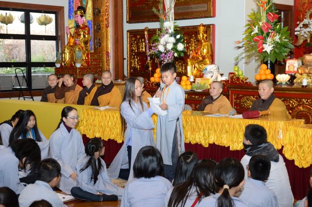 Chùa Đức Viên, San Jose ( Hoa Kỳ ) Tổ Chức Khoá Tu Thiếu Nhi Mùa Đông Và Hội Â3m Thực Mừng Năm Mới 2017.