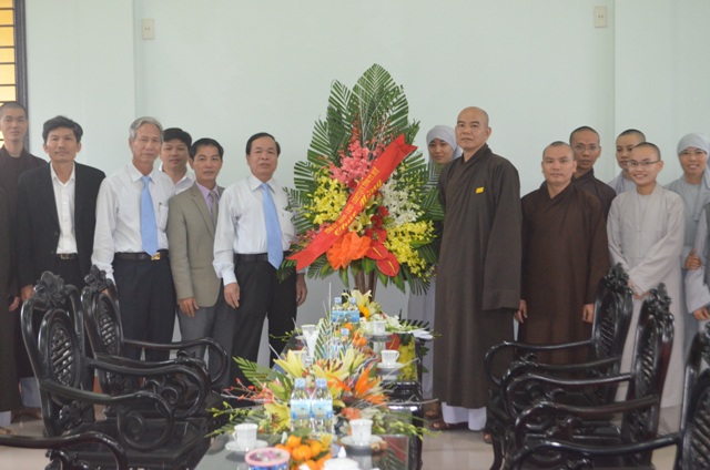 TT. Huế: Lãnh đạo tỉnh thăm, chúc mừng Học viện PGVN tại Huế nhân ngày Nhà giáo Việt Nam