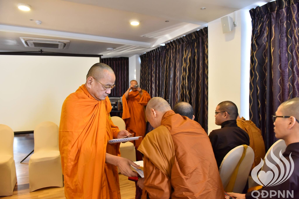 Quỹ Đạo Phật Ngày Nay - Cúng Dường 36 Tăng Ni Du Học Tại Sri-Lanka (C94)