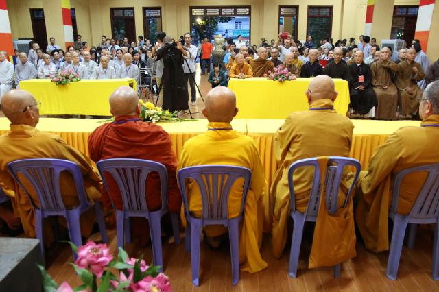 TP. HCM: Long trọng khai mạc tuần lễ văn hóa Phật giáo chào mừng 35 năm thành lập GHPGVN