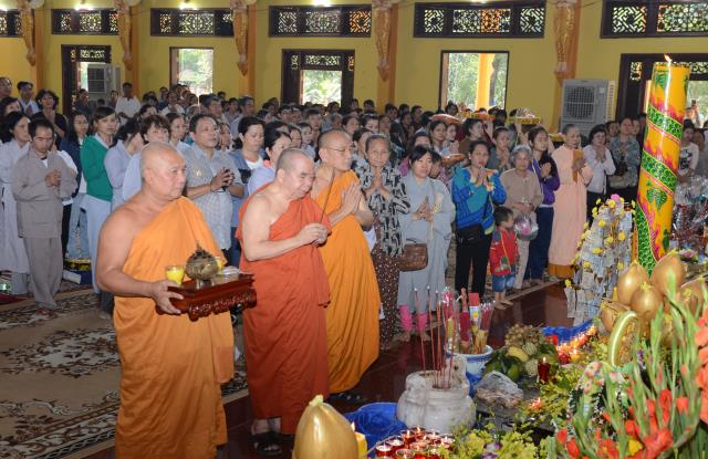 Thiền viện Phước Sơn, Đồng Nai tổ chức Đại lễ Dâng y Kathina 2016 &amp; đón nhận 2 kỷ lục Phật giáo Việt Nam