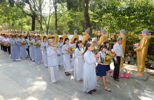 Thiền viện Phước Sơn, Đồng Nai tổ chức Đại lễ Dâng y Kathina 2016 &amp; đón nhận 2 kỷ lục Phật giáo Việt Nam