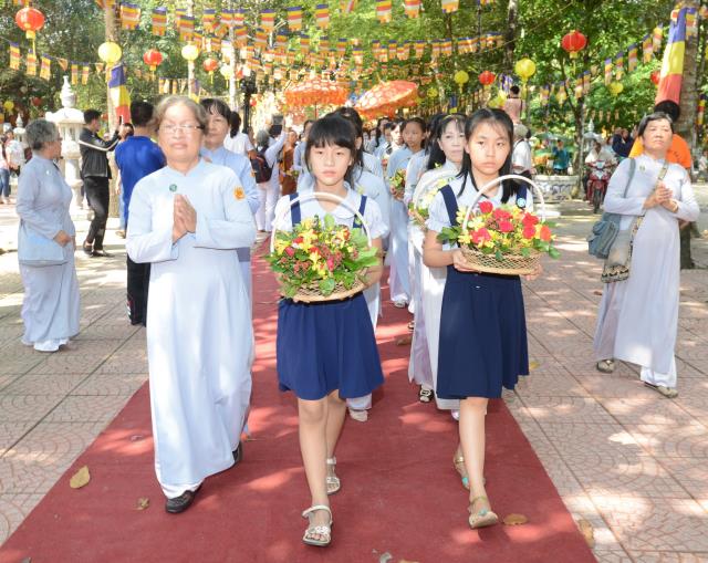 Thiền viện Phước Sơn, Đồng Nai tổ chức Đại lễ Dâng y Kathina 2016 &amp; đón nhận 2 kỷ lục Phật giáo Việt Nam