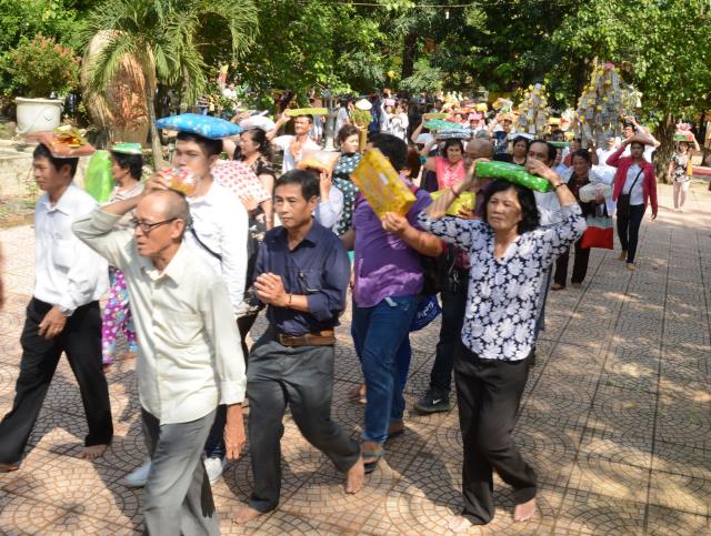 Thiền viện Phước Sơn, Đồng Nai tổ chức Đại lễ Dâng y Kathina 2016 &amp; đón nhận 2 kỷ lục Phật giáo Việt Nam