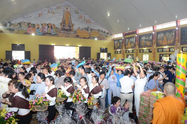Thiền viện Phước Sơn, Đồng Nai tổ chức Đại lễ Dâng y Kathina 2016 &amp; đón nhận 2 kỷ lục Phật giáo Việt Nam