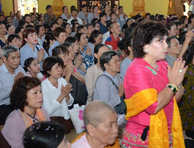 Thiền viện Phước Sơn, Đồng Nai tổ chức Đại lễ Dâng y Kathina 2016 &amp; đón nhận 2 kỷ lục Phật giáo Việt Nam