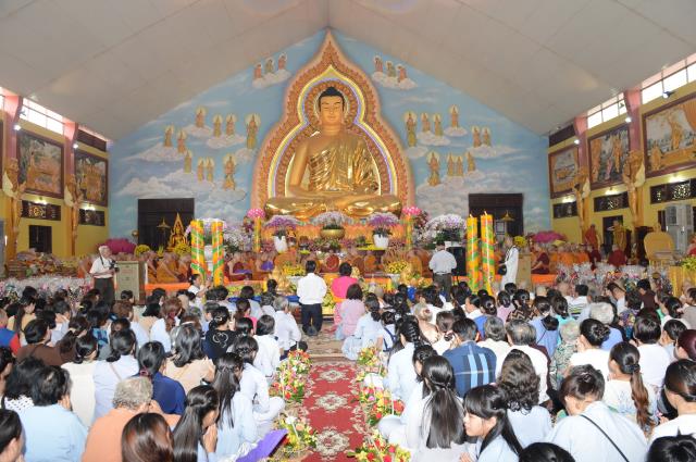 Thiền viện Phước Sơn, Đồng Nai tổ chức Đại lễ Dâng y Kathina 2016 &amp; đón nhận 2 kỷ lục Phật giáo Việt Nam