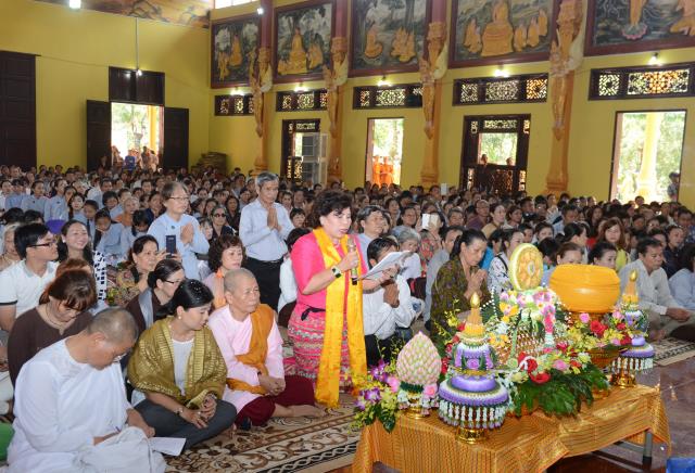 Thiền viện Phước Sơn, Đồng Nai tổ chức Đại lễ Dâng y Kathina 2016 &amp; đón nhận 2 kỷ lục Phật giáo Việt Nam