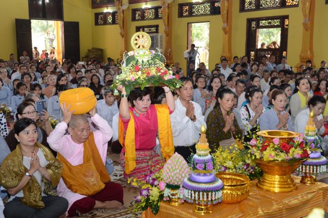 Thiền viện Phước Sơn, Đồng Nai tổ chức Đại lễ Dâng y Kathina 2016 &amp; đón nhận 2 kỷ lục Phật giáo Việt Nam