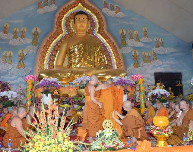 Thiền viện Phước Sơn, Đồng Nai tổ chức Đại lễ Dâng y Kathina 2016 &amp; đón nhận 2 kỷ lục Phật giáo Việt Nam