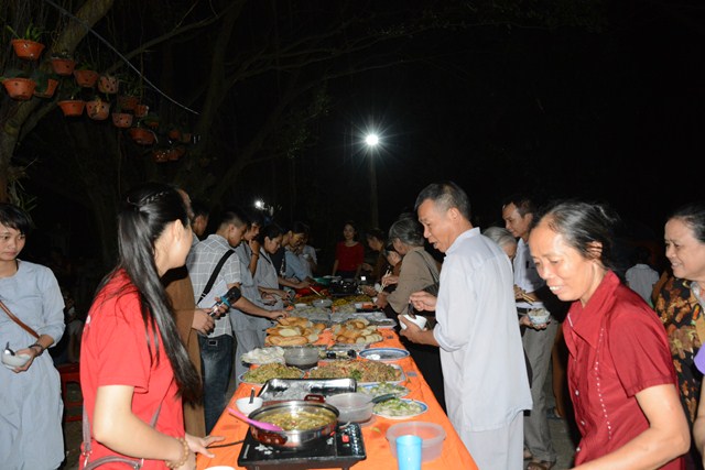Chùa Phúc Long Tổ Chức Đêm Nhạc Hướng về Miền Trung Chủ Đề: &quot;Cần Lắm Một Tấm Lòng&quot;