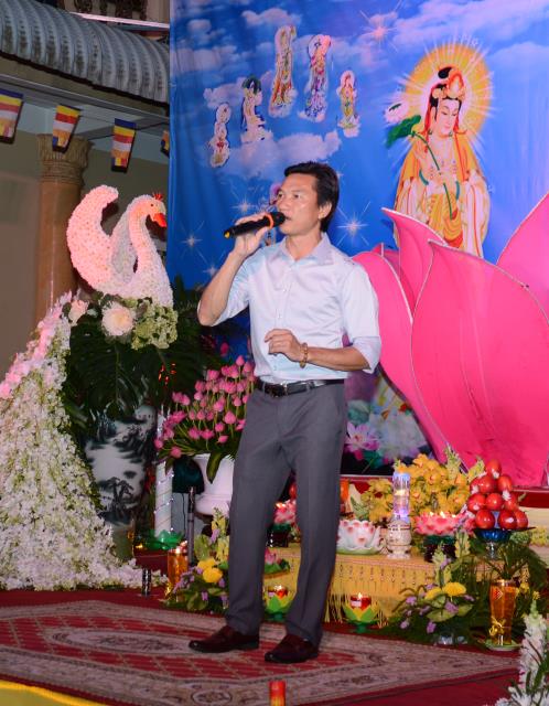 Chùa Long Vân ( Đồng Nai ) Tổ Chức Lễ Hội Hoa Đăng Vía Đức Phật A Mi Đà Và Nhận Bằng Kỷ Lục Việt Nam