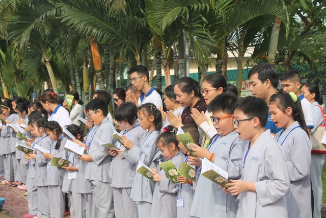 Phóng sự ảnh: Gieo hạt từ tâm kì 52