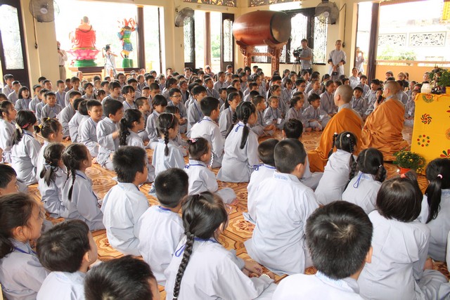 Phóng sự ảnh: Gieo hạt từ tâm kì 52