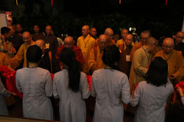 TP. HCM: Long trọng khai mạc tuần lễ văn hóa Phật giáo chào mừng 35 năm thành lập GHPGVN