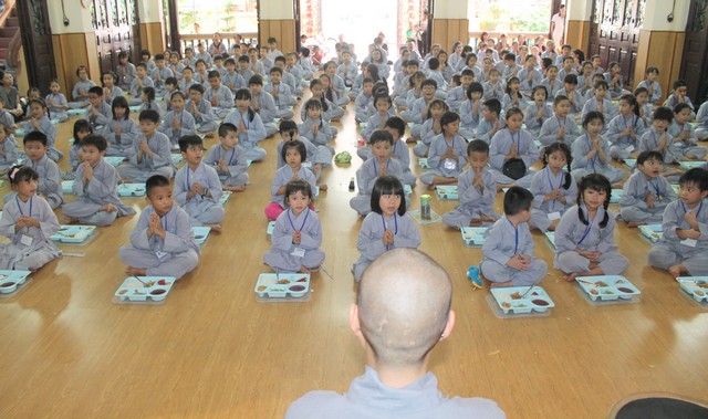 Phóng sự ảnh: Gieo hạt từ tâm kì 52