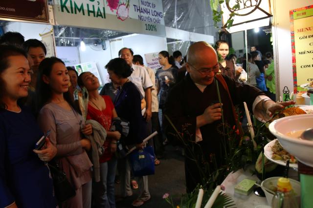 TP. HCM: Long trọng khai mạc tuần lễ văn hóa Phật giáo chào mừng 35 năm thành lập GHPGVN