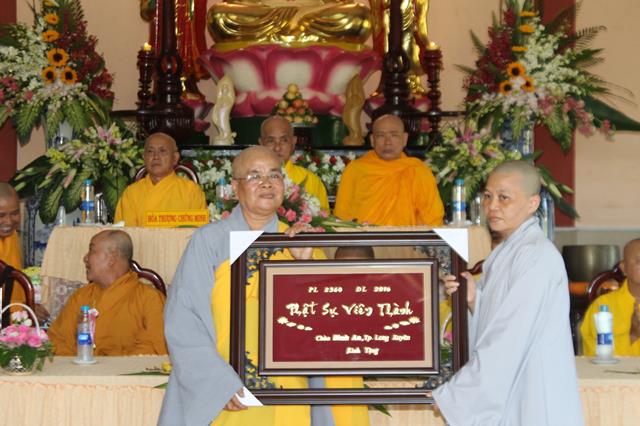 Đồng Tháp: Lễ công bố quyết định bổ nhiệm trụ trì chùa Thiền Tân