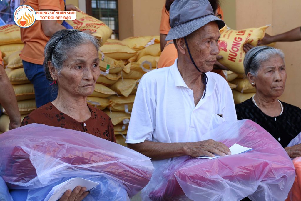 Quỹ Đạo Phật Ngày Nay – Tổng Kết Chương Trình Cứu Trợ Đồng Bào Lũ Lụt Tại Quảng Bình &amp; Hà Tĩnh Đợt 1 - Tháng 10/2016 (C88-1)