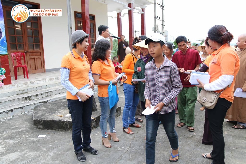 Quỹ Đạo Phật Ngày Nay – Tổng Kết Chương Trình Cứu Trợ Đồng Bào Lũ Lụt Tại Quảng Bình &amp; Hà Tĩnh Đợt 1 - Tháng 10/2016 (C88-1)