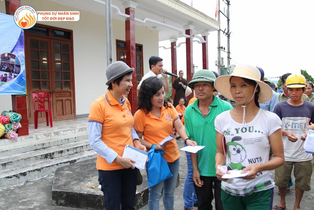 Quỹ Đạo Phật Ngày Nay – Tổng Kết Chương Trình Cứu Trợ Đồng Bào Lũ Lụt Tại Quảng Bình &amp; Hà Tĩnh Đợt 1 - Tháng 10/2016 (C88-1)