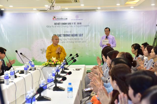 Chương trình Tổng kết Chăm sóc y tế 2016 Quý Tu sĩ và &quot; Chung tay vì người bệnh&quot;