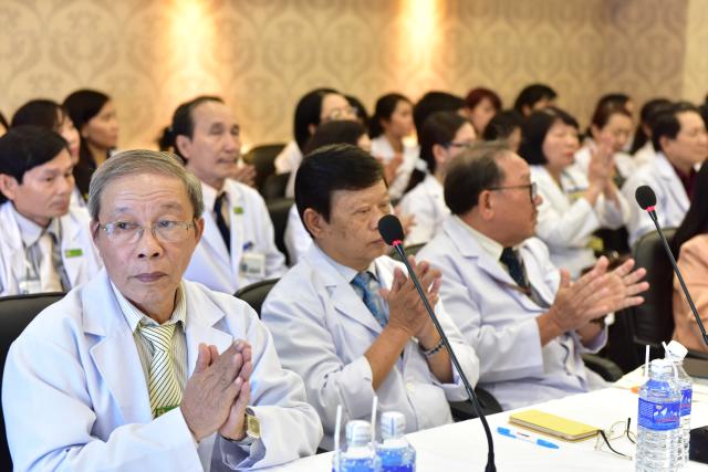 Chương trình Tổng kết Chăm sóc y tế 2016 Quý Tu sĩ và &quot; Chung tay vì người bệnh&quot;