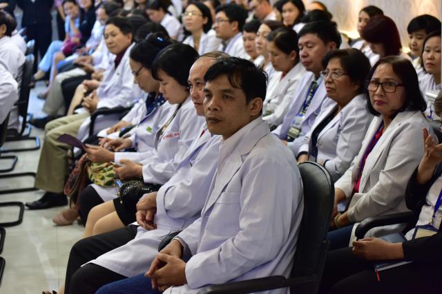 Chương trình Tổng kết Chăm sóc y tế 2016 Quý Tu sĩ và &quot; Chung tay vì người bệnh&quot;