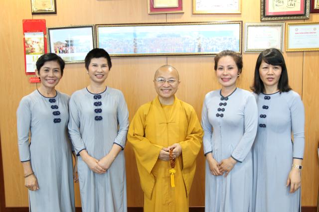 Chương trình Tổng kết Chăm sóc y tế 2016 Quý Tu sĩ và &quot; Chung tay vì người bệnh&quot;