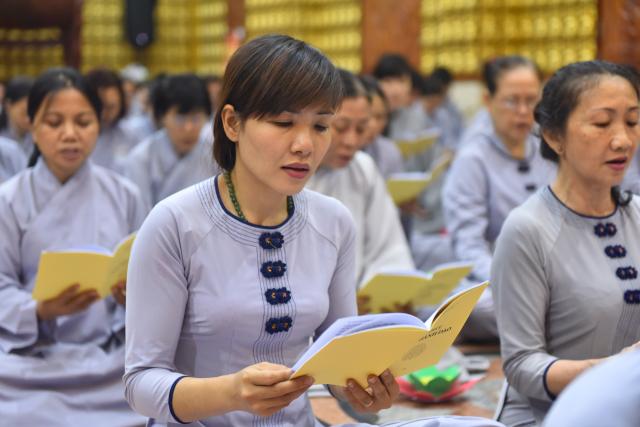 Chùa Giác Ngộ: Long trọng tổ chức khóa lễ Phật Thành Đạo PL. 2560