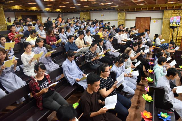 Chùa Giác Ngộ: Long trọng tổ chức khóa lễ Phật Thành Đạo PL. 2560