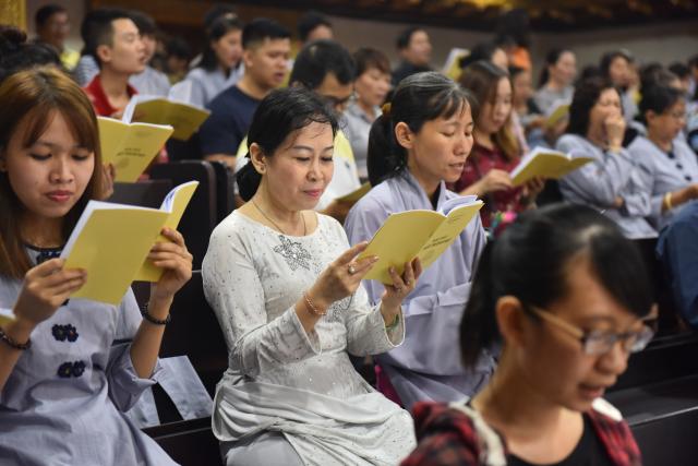 Chùa Giác Ngộ: Long trọng tổ chức khóa lễ Phật Thành Đạo PL. 2560