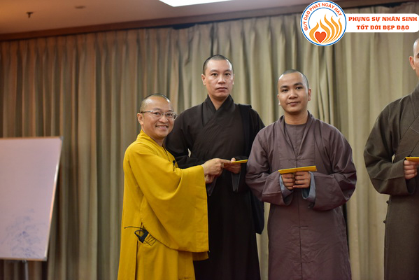 Quỹ Đạo Phật Ngày Nay - Tổng Kết Chương Trình Trao Tặng Học Bổng Tiến Sĩ tại Ấn Độ và Tích Lan - Kỳ 1 (C87-1)