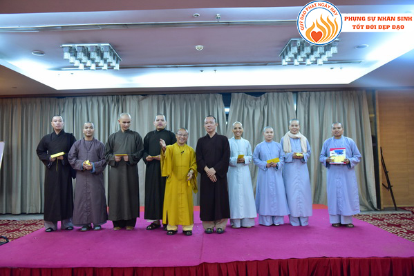 Quỹ Đạo Phật Ngày Nay - Tổng Kết Chương Trình Trao Tặng Học Bổng Tiến Sĩ tại Ấn Độ và Tích Lan - Kỳ 1 (C87-1)