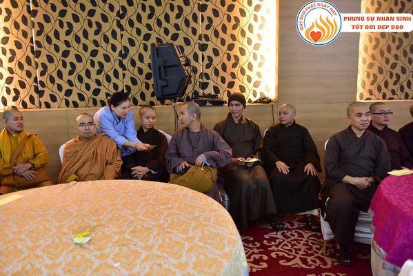 Quỹ Đạo Phật Ngày Nay - Tổng Kết Chương Trình Trao Tặng Học Bổng Tiến Sĩ tại Ấn Độ và Tích Lan - Kỳ 1 (C87-1)