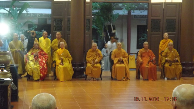 Trang nghiêm lễ nhập kim quan Trưởng lão Hòa thượng Thích Thiện Bình