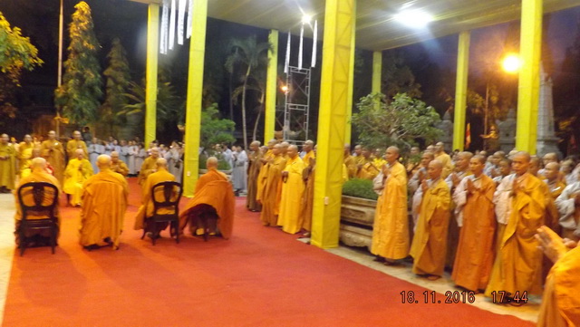 Trang nghiêm lễ nhập kim quan Trưởng lão Hòa thượng Thích Thiện Bình